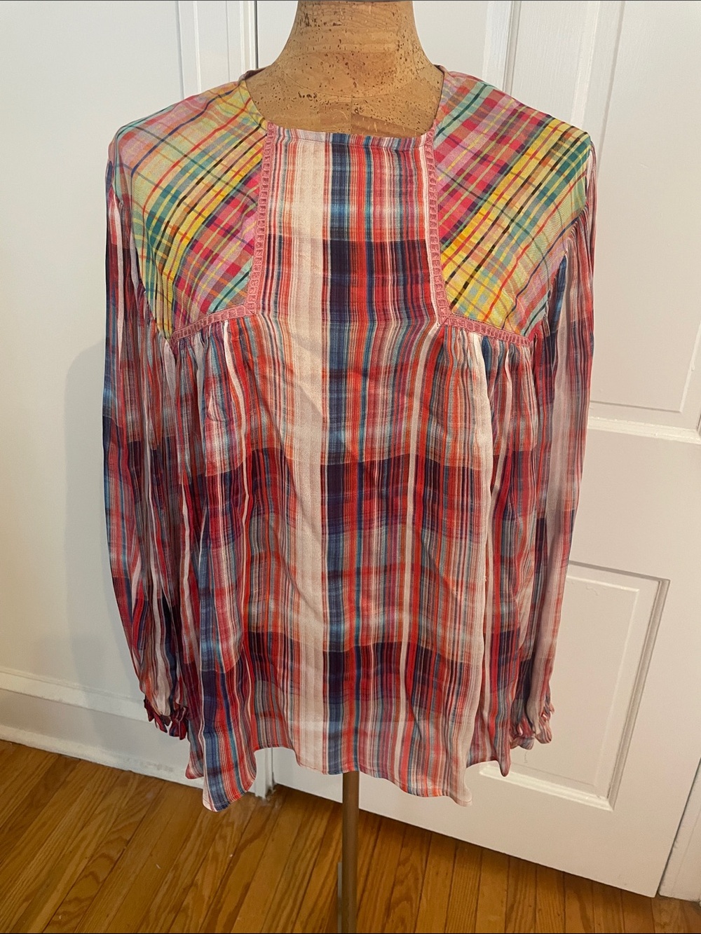 Bl^nk London Flowy Long-Sleeve Plaid Peasant Top L /XL